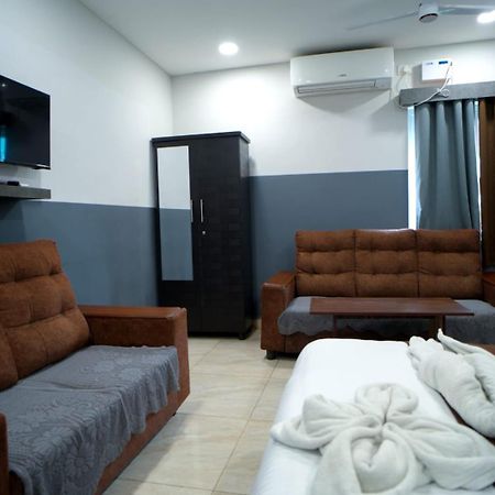 צ'נאי Hotel Raaj Grand מראה חיצוני תמונה